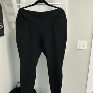 Sleek Black Women's Skinny Pants